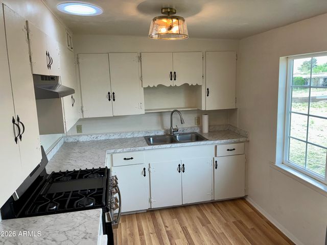 130 COCHISE Drive, Bisbee, AZ 85603