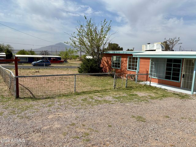 130 COCHISE Drive, Bisbee, AZ 85603