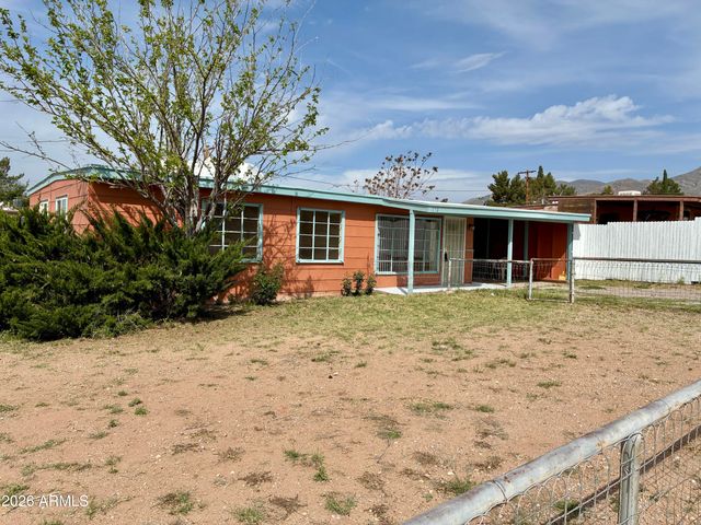 130 COCHISE Drive, Bisbee, AZ 85603