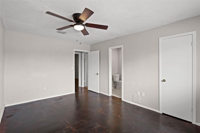 12873 High Star Drive, Houston, TX 77072
