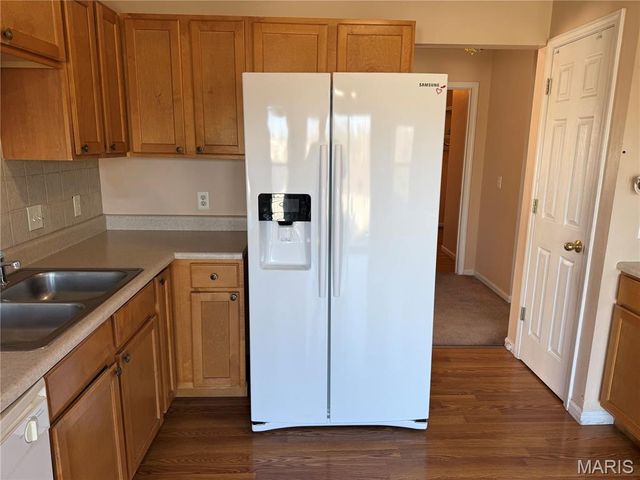 733 Pecan Hill Drive, St Charles, MO 63304