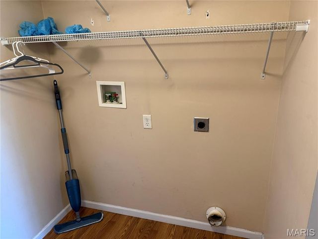 733 Pecan Hill Drive, St Charles, MO 63304