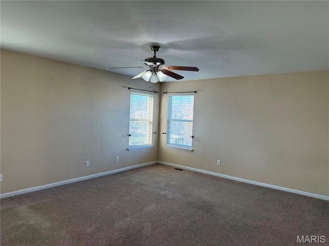 733 Pecan Hill Drive, St Charles, MO 63304