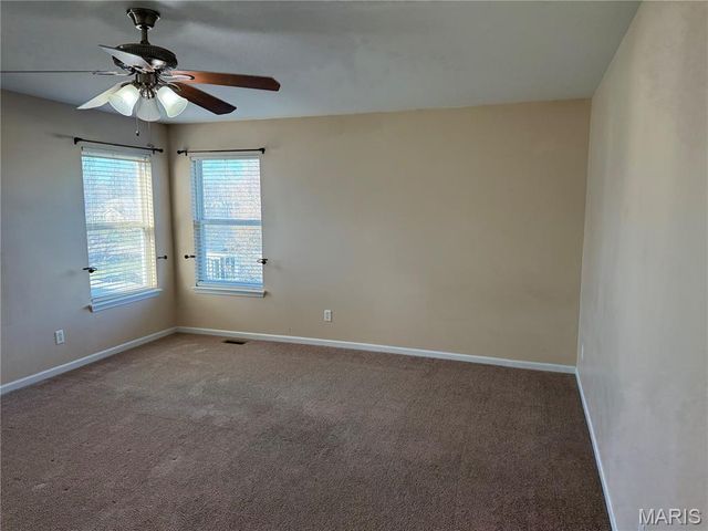 733 Pecan Hill Drive, St Charles, MO 63304