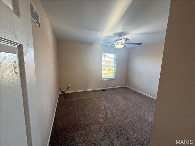 733 Pecan Hill Drive, St Charles, MO 63304