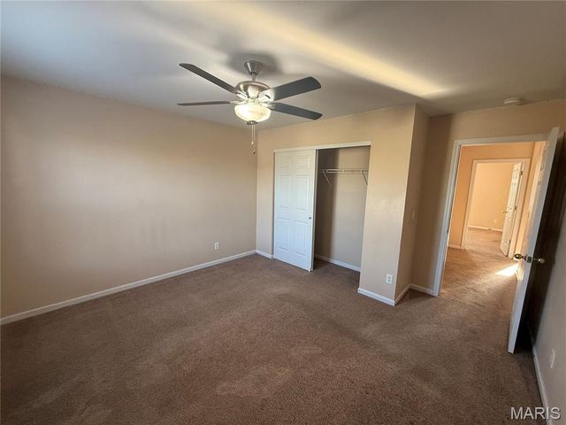 733 Pecan Hill Drive, St Charles, MO 63304