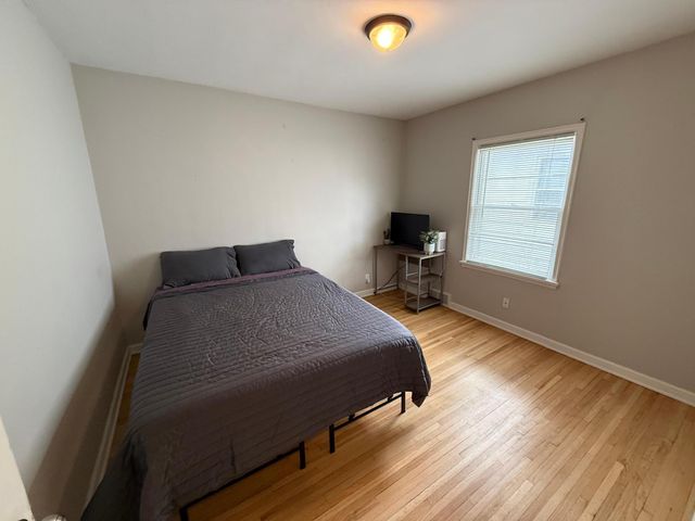 1518 BROADWAY N, Fargo, ND 58102