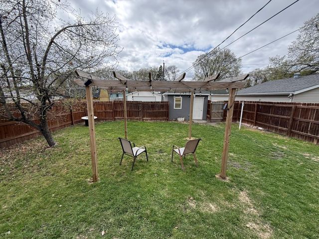 1518 BROADWAY N, Fargo, ND 58102