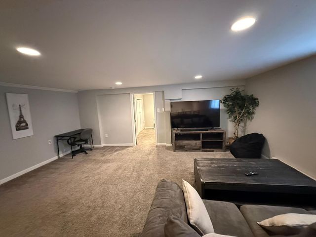 1518 BROADWAY N, Fargo, ND 58102