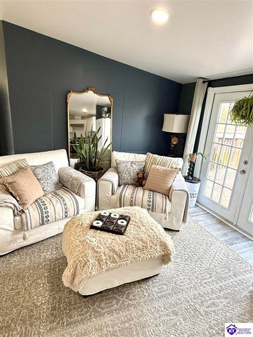 295 Casablanca Court, Cecilia, KY 42724