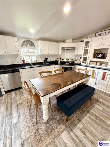 295 Casablanca Court, Cecilia, KY 42724