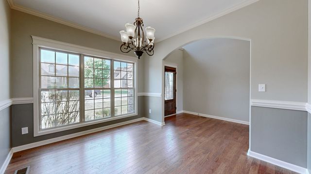 309 Retriever Ct, Clarksville, TN 37043