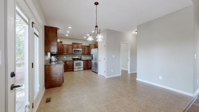 309 Retriever Ct, Clarksville, TN 37043