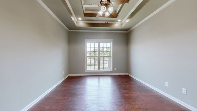 309 Retriever Ct, Clarksville, TN 37043