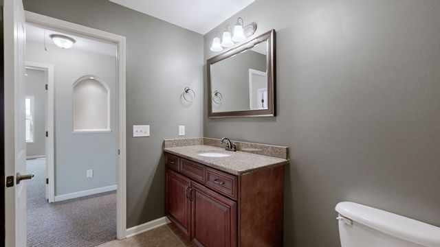 309 Retriever Ct, Clarksville, TN 37043