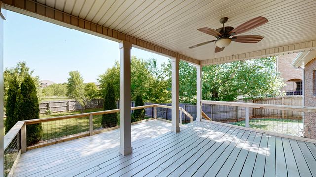 309 Retriever Ct, Clarksville, TN 37043