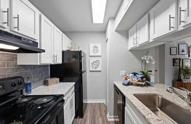 2020 Plantation Drive, Conroe, TX 77301