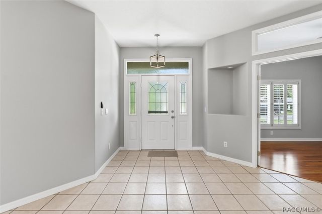 6484 W Cannondale Drive, Crystal River, FL 34429