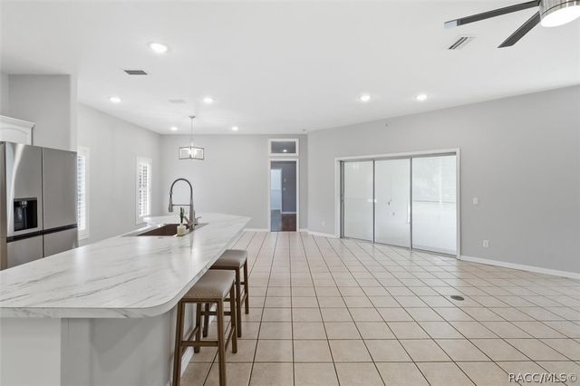 6484 W Cannondale Drive, Crystal River, FL 34429