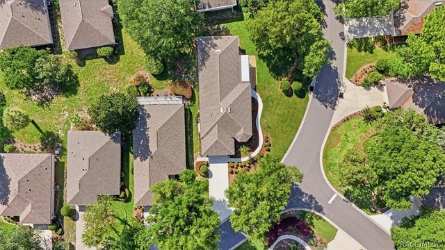 6484 W Cannondale Drive, Crystal River, FL 34429