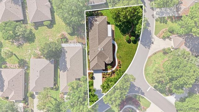 6484 W Cannondale Drive, Crystal River, FL 34429