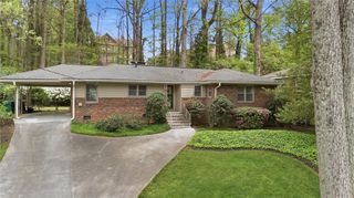 955 Vistavia Circle, Decatur, GA 30033