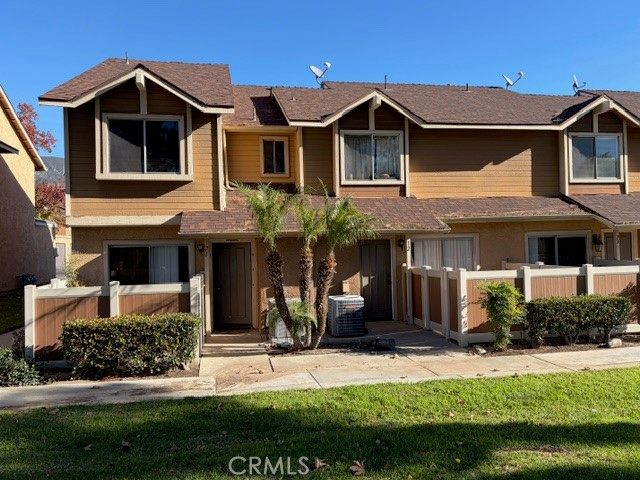 1460 Kendall Drive 71, San Bernardino, CA 92407