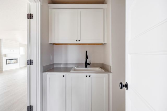 308 NW Monte Vista Avenue 26, Madras, OR 97741