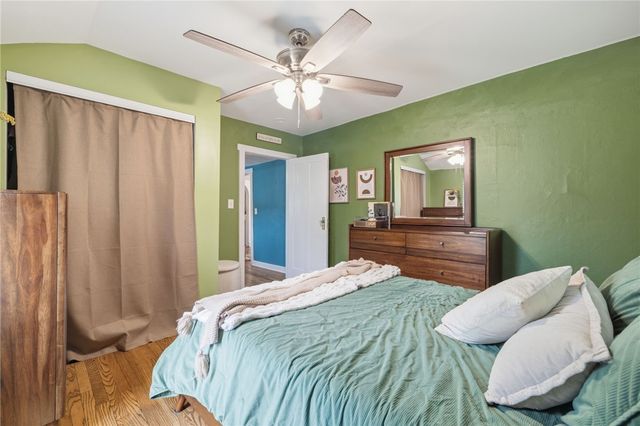 4214 New Texas Rd, Plum Boro, PA 15239