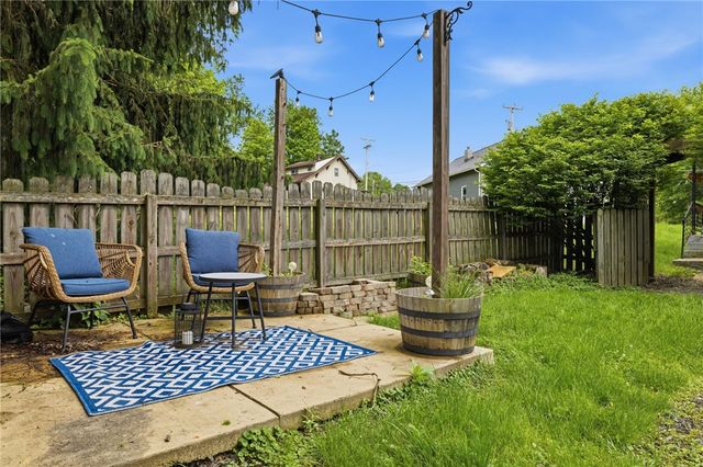 4214 New Texas Rd, Plum Boro, PA 15239