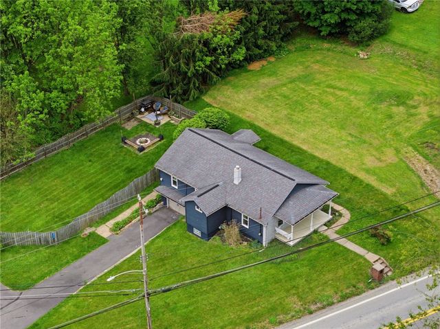 4214 New Texas Rd, Plum Boro, PA 15239