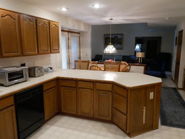 1952 Sherring Court, Reynoldsburg, OH 43068