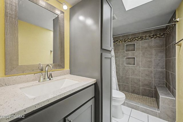 1665 W Calle Del Rey, Tucson, AZ 85713