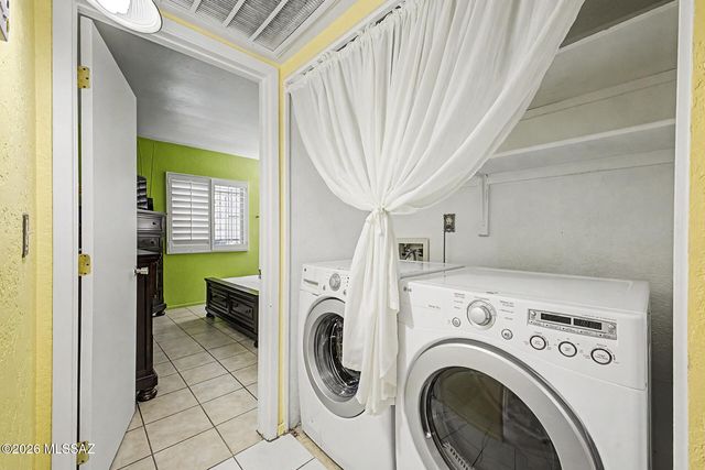 1665 W Calle Del Rey, Tucson, AZ 85713