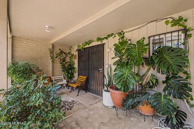 1665 W Calle Del Rey, Tucson, AZ 85713