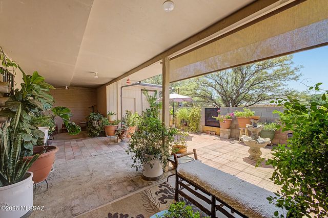 1665 W Calle Del Rey, Tucson, AZ 85713