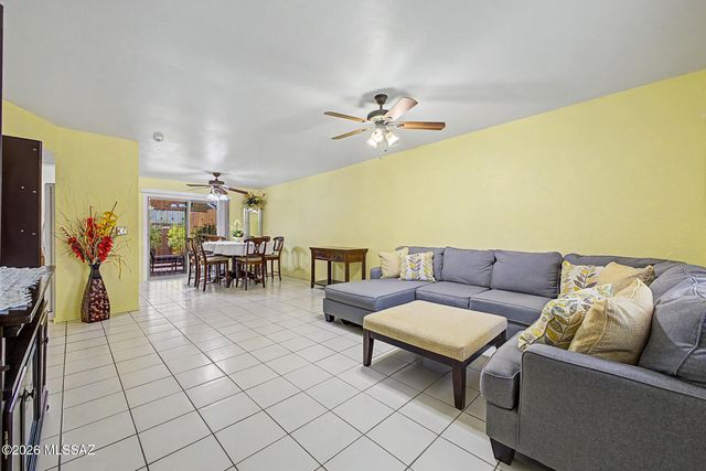 1665 W Calle Del Rey, Tucson, AZ 85713
