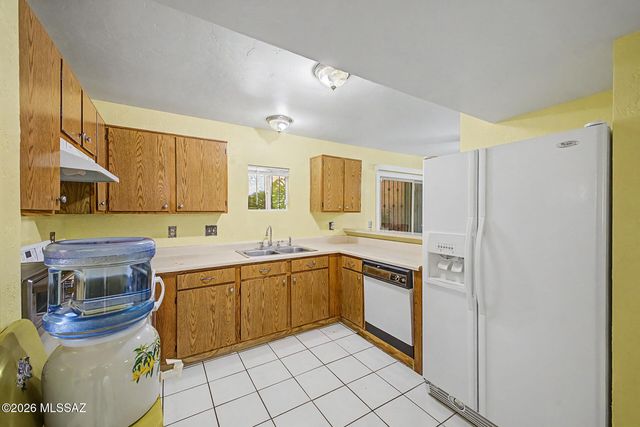 1665 W Calle Del Rey, Tucson, AZ 85713