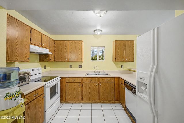 1665 W Calle Del Rey, Tucson, AZ 85713