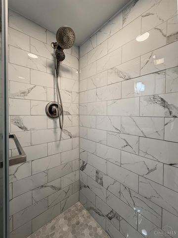 148 Sylvia Lane, Reading, OH 45215