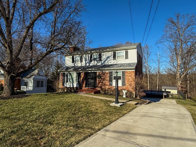 148 Sylvia Lane, Reading, OH 45215