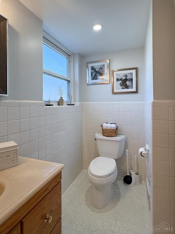 148 Sylvia Lane, Reading, OH 45215