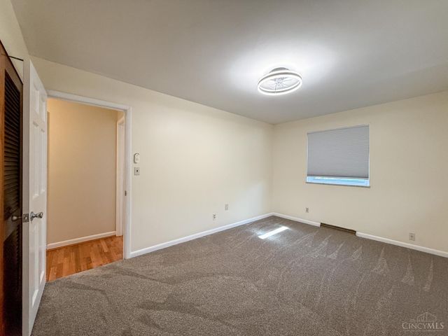 148 Sylvia Lane, Reading, OH 45215