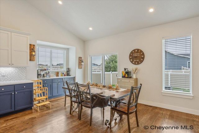 2200 ARROWLEAF DR, Cheyenne, WY 82007