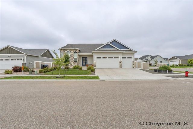 2200 ARROWLEAF DR, Cheyenne, WY 82007