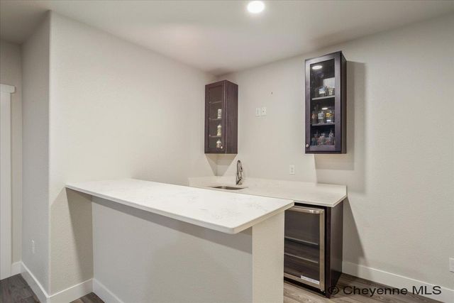 2200 ARROWLEAF DR, Cheyenne, WY 82007