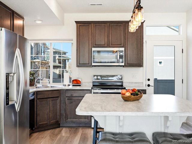 3905 Windwood Dr, Johnstown, CO 80534