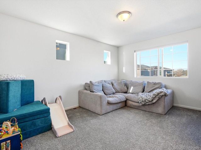 3905 Windwood Dr, Johnstown, CO 80534