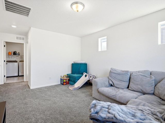 3905 Windwood Dr, Johnstown, CO 80534