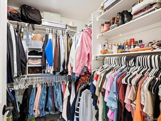 3905 Windwood Dr, Johnstown, CO 80534